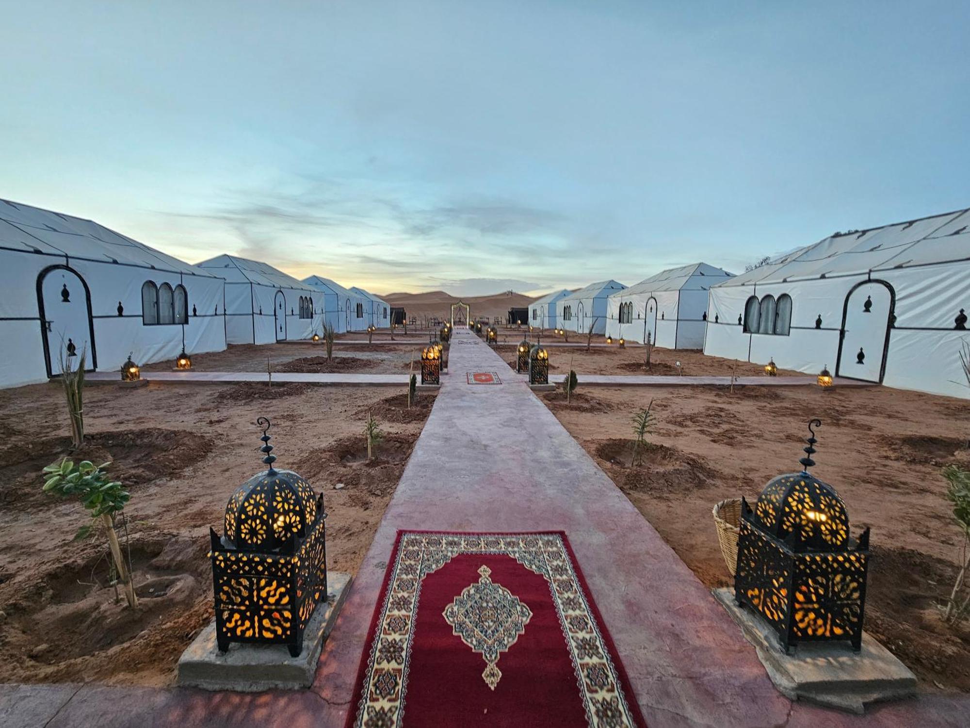 梅尔祖卡 Najma Luxury Camp酒店 外观 照片
